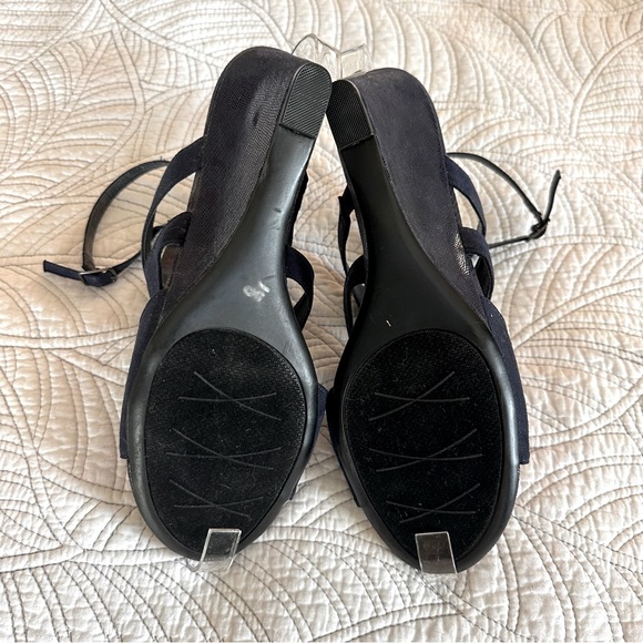 Impo Shoes Women's Wedge Sandals Navy Blue Size 10 like new never worn - Picture 9 of 10